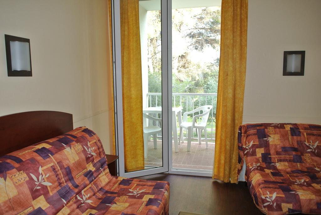 Appartement Le Domaine Des Oliviers à Saint-Cyr-sur-Mer Chambre photo